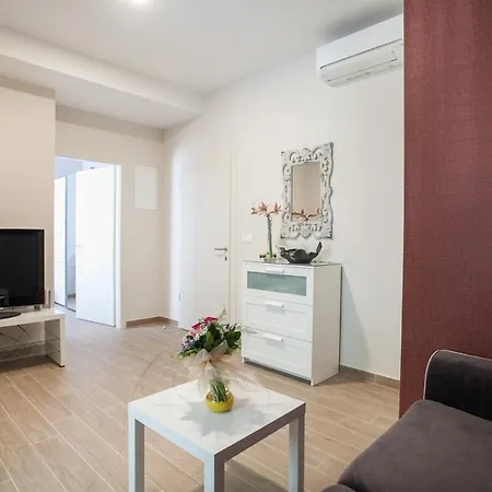 Luxury Bacvice Beach 1Br, 5Min To Center Apartamento Split